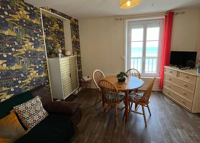 Le Phoenix 449 , Vue Mer, 2