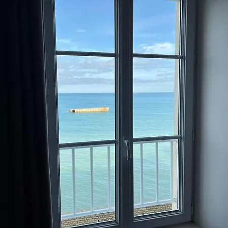 Appartement Le Phoenix 449 , Vue Mer, 2 *